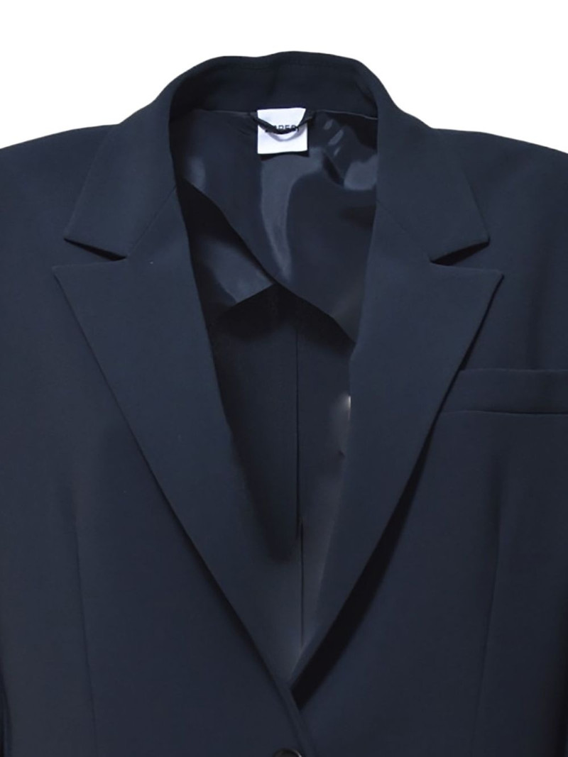 single-breasted blazer 3