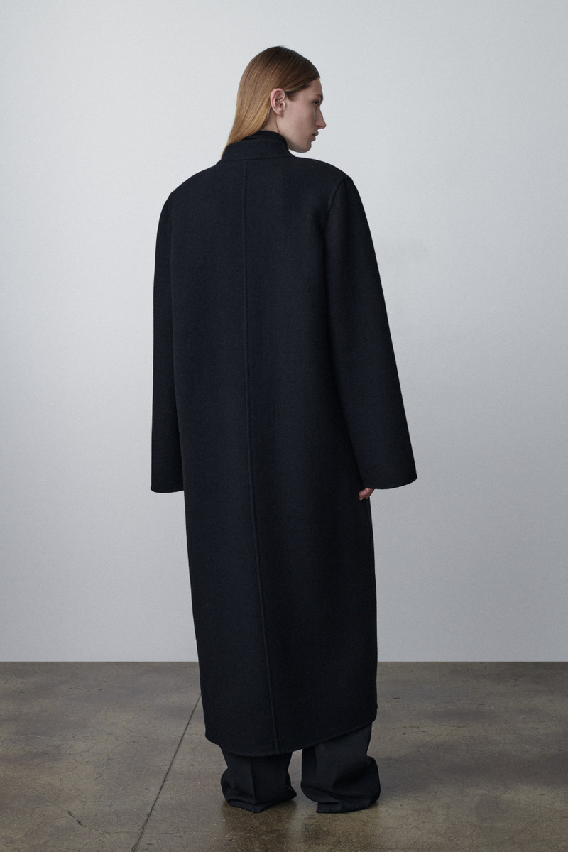 Ceren Coat in Virgin Wool and Cashmere 4