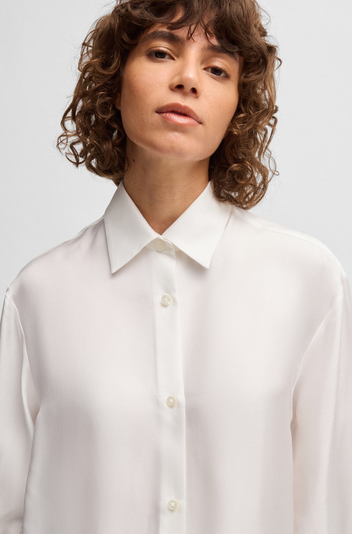 RELAXED-FIT BLOUSE IN SILK TWILL - 4