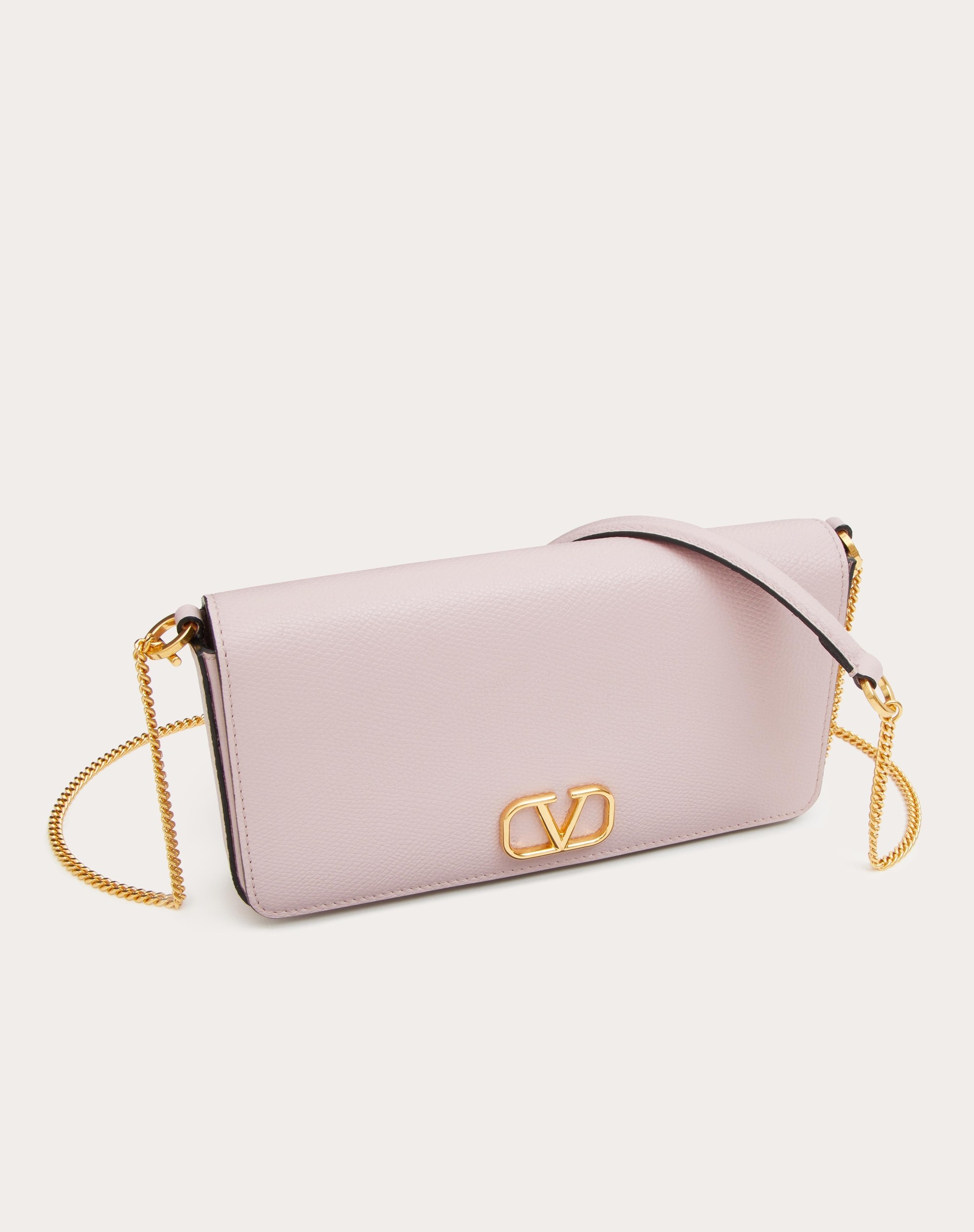 VLOGO SIGNATURE GRAINY CALFSKIN POUCH WITH CHAIN - 5