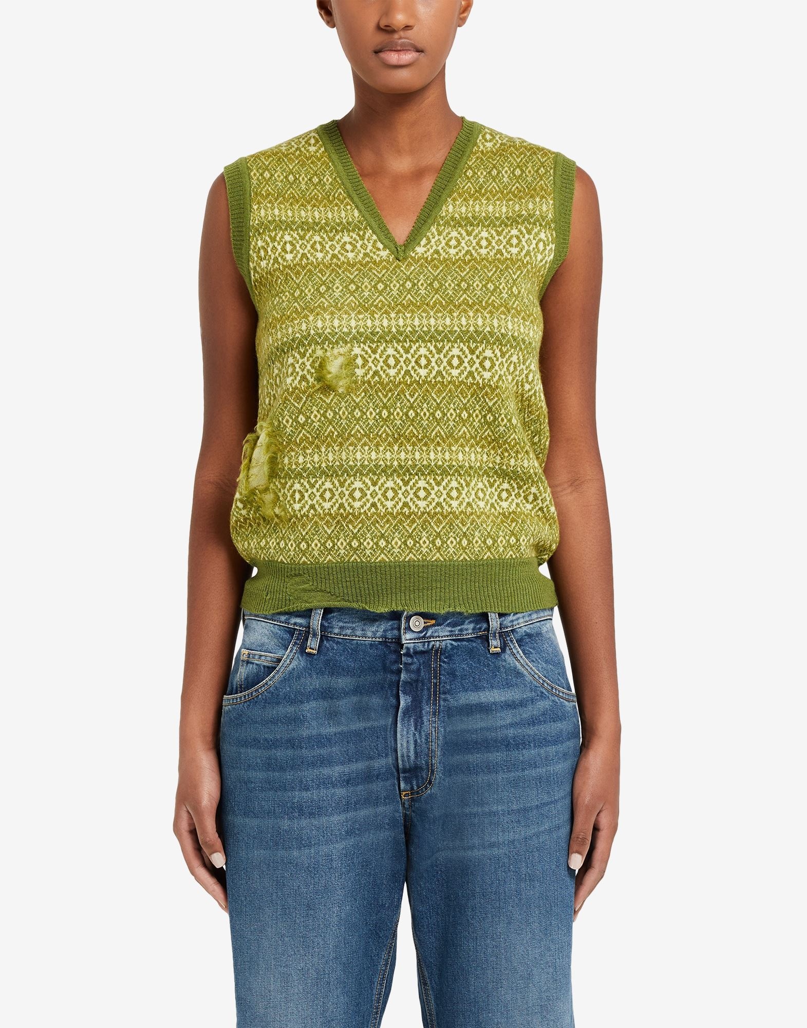 Sleeveless V-neck jumper - 5