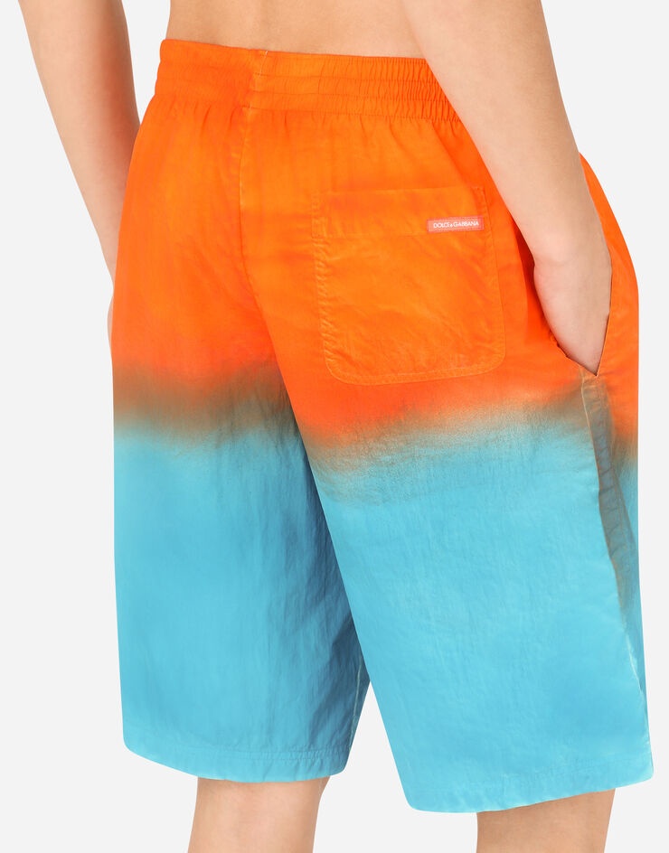 Long swim trunks with tie-dye print - 5