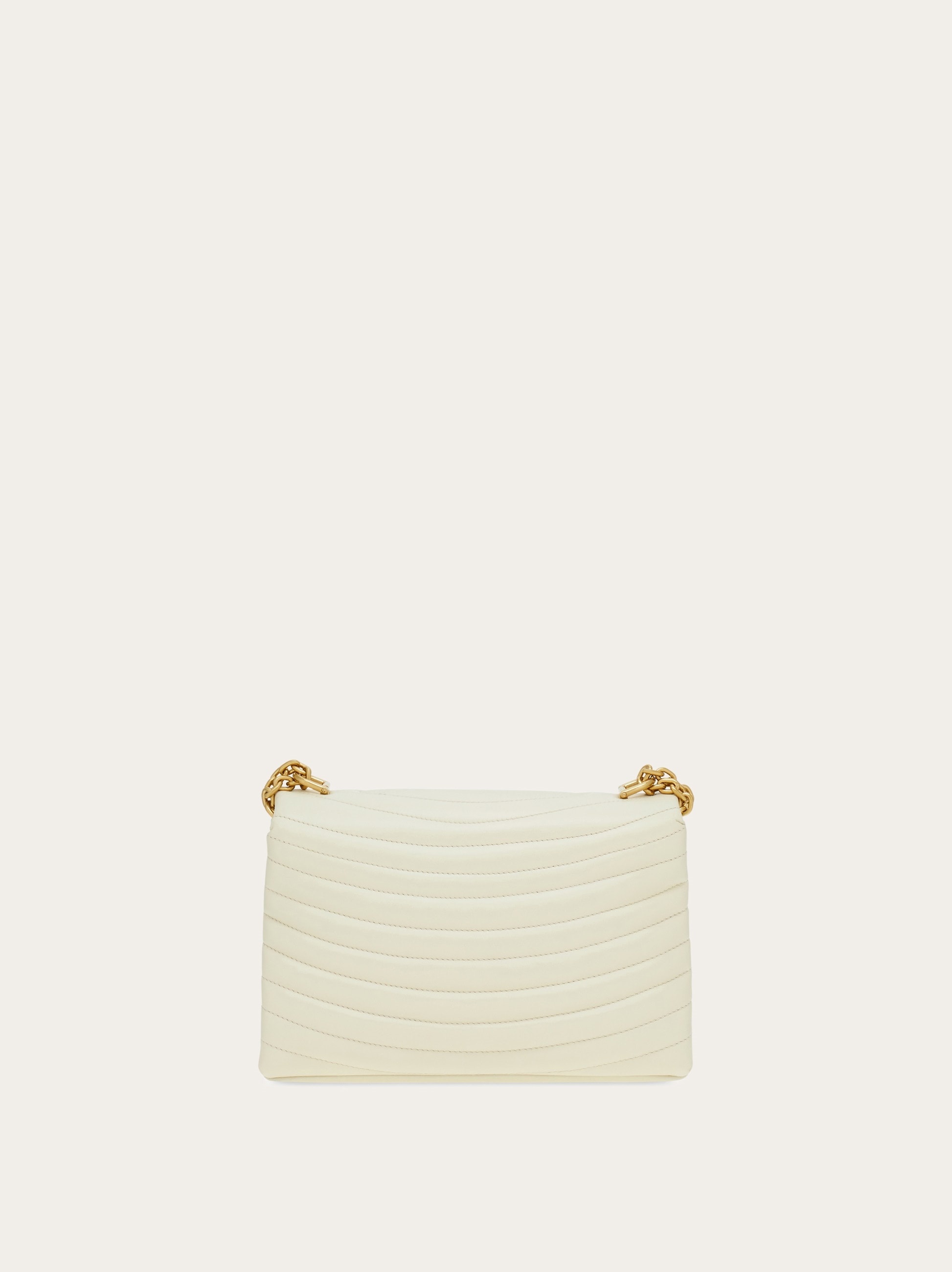 Quilted shoulder bag (M) - 3