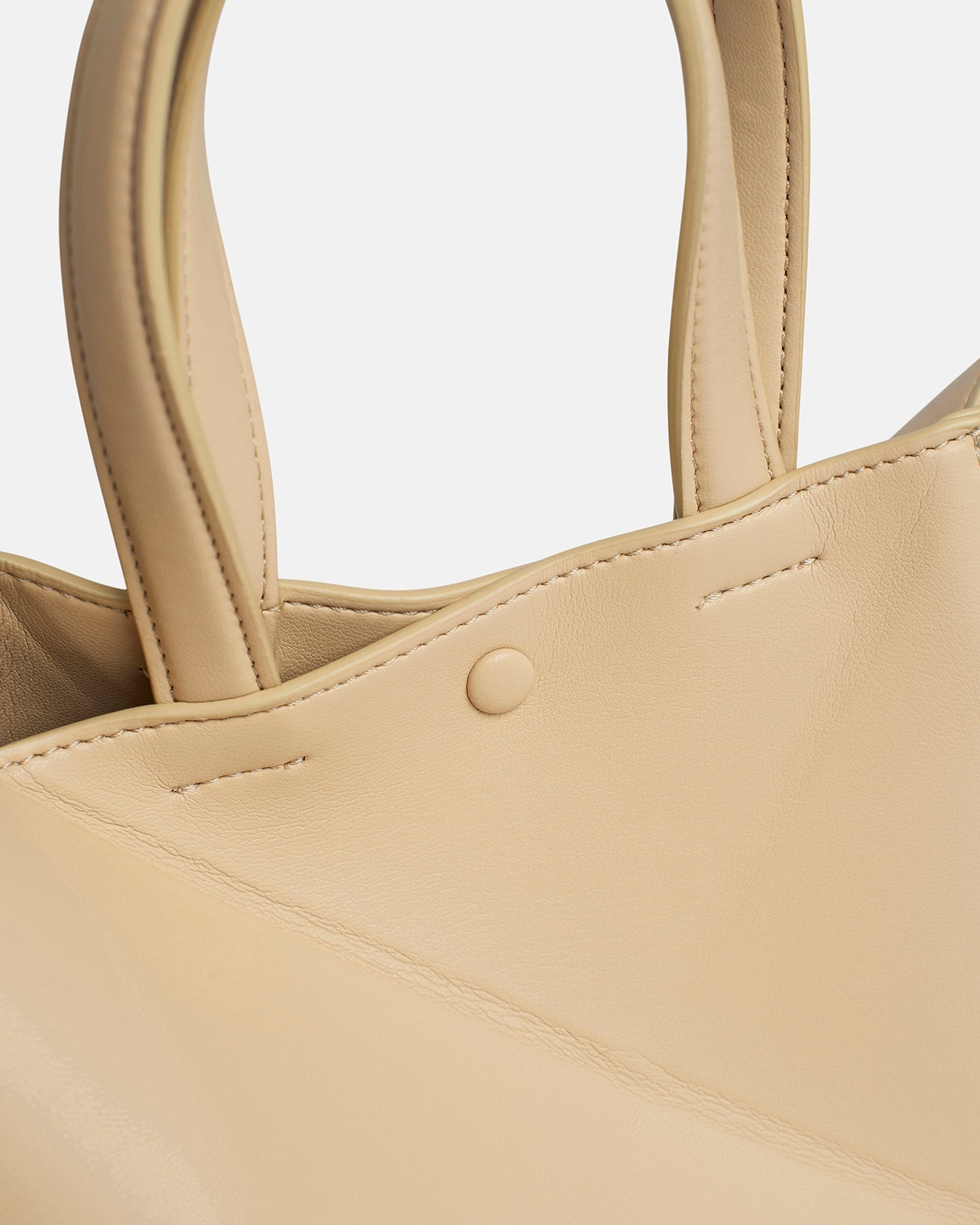 Alt-Nappa Tote - 4