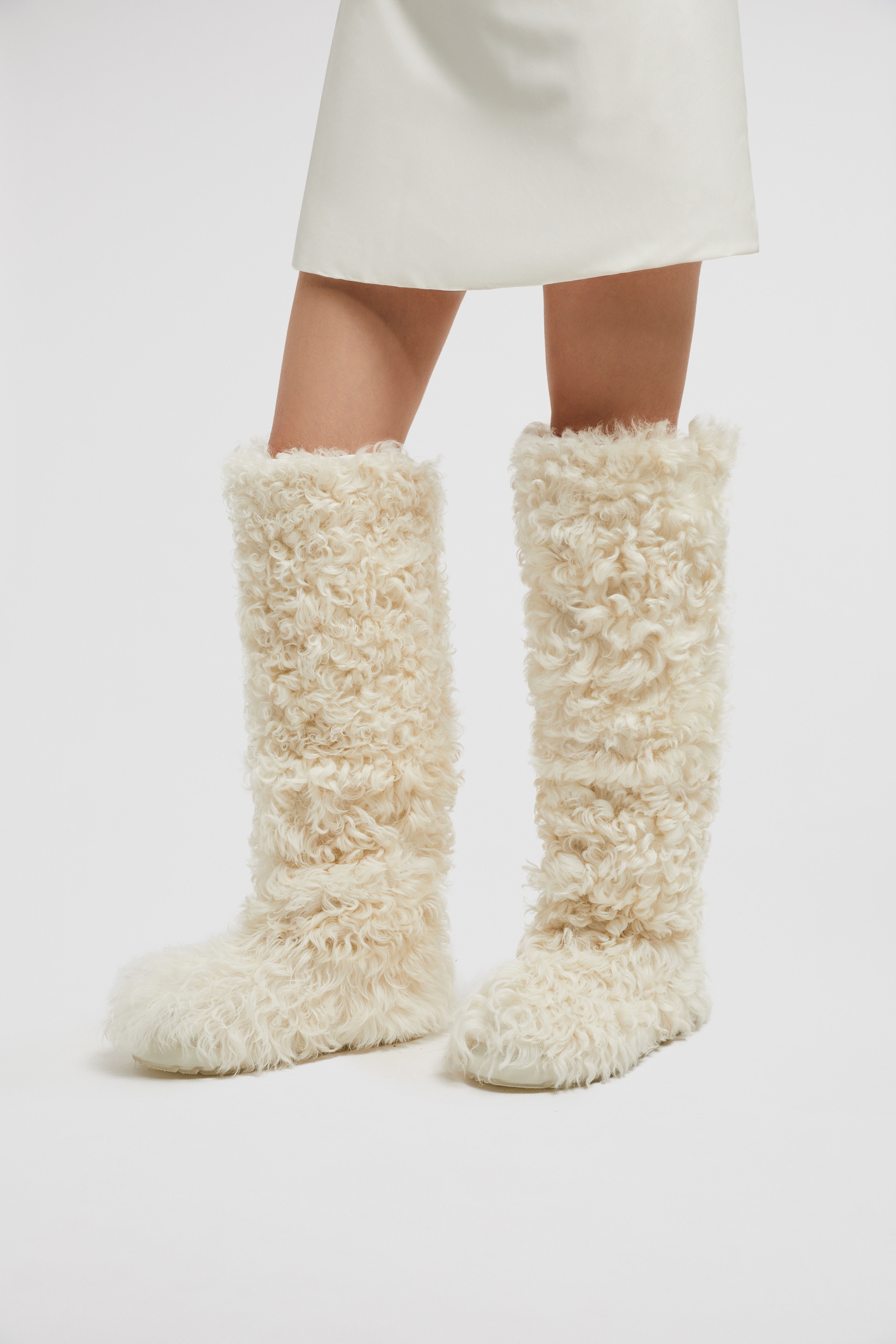 Beverly High Shearling Boots - 2