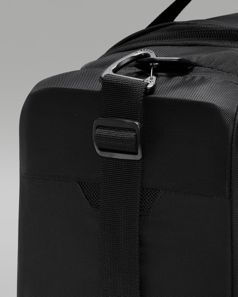 Jordan Element Duffel (68.8L) 7