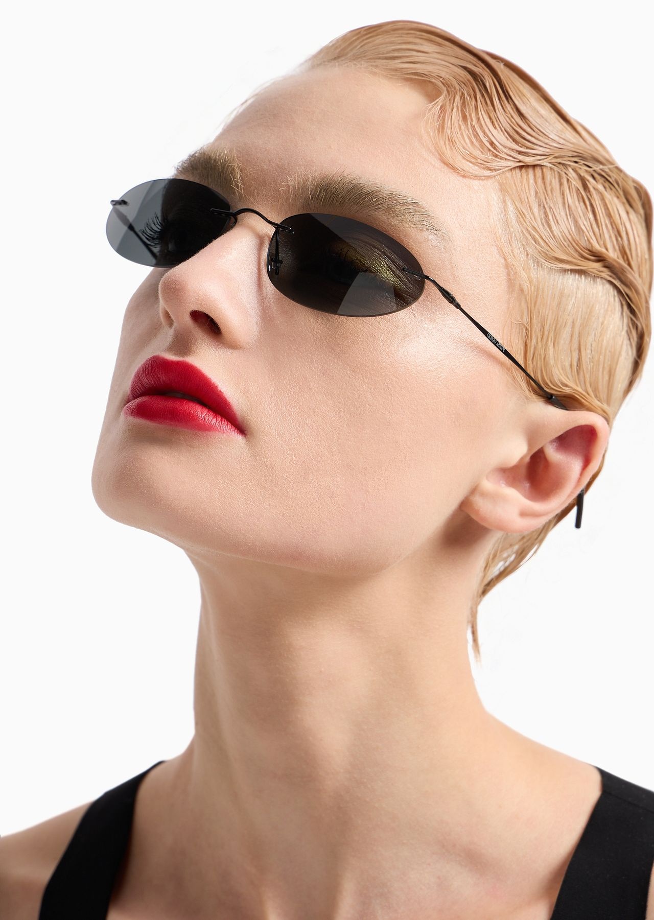 Oval women’s sunglasses - 5