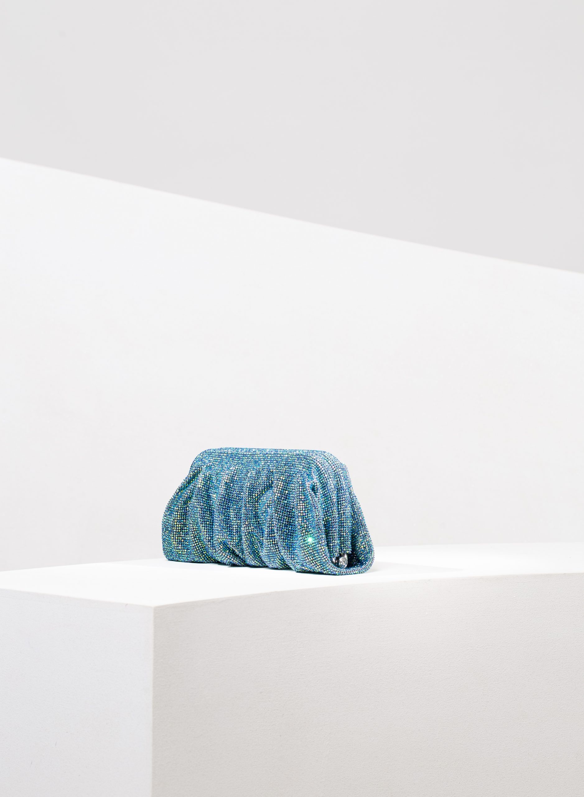 Benedetta Bruzziches – La Venus Grande For Your Eyes Only - 2