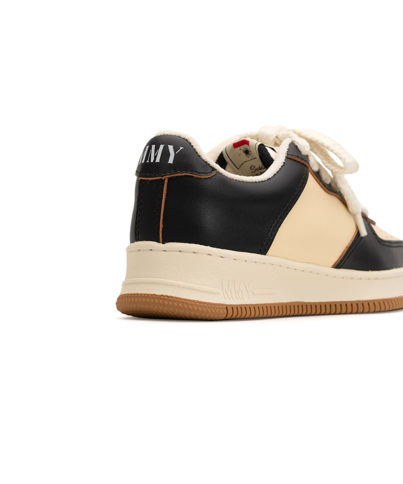 "ROSY" OG Sole Vintage Leather Low-top Sneaker 11