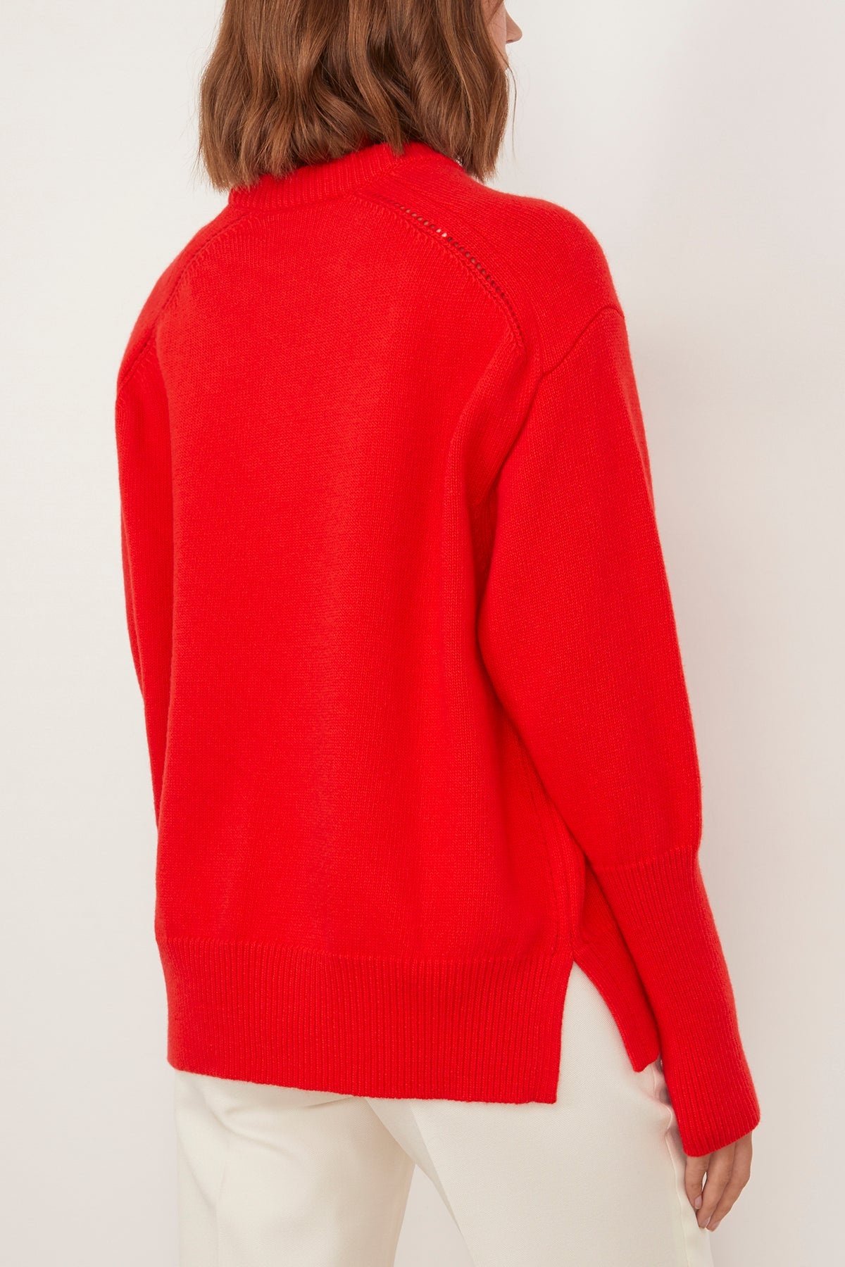 Fine Wool Knit Crew Neck Sweater in Scarlet - 4