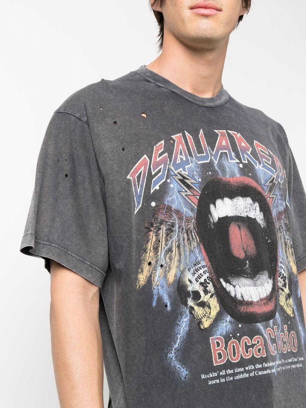 distressed-finish graphic T-shirt - 5