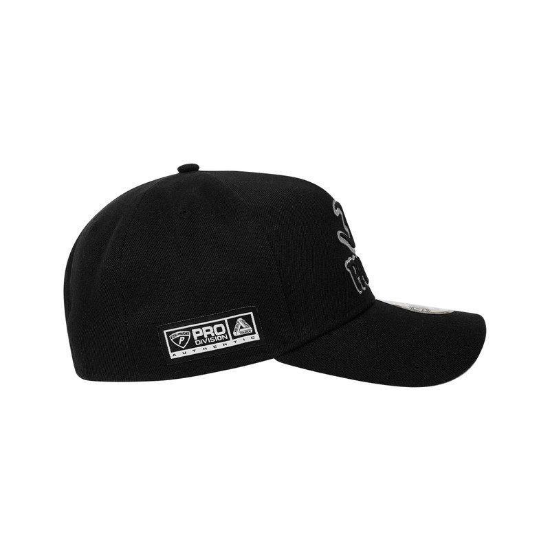 PALACE PALACE OM NEW ERA A-FRAME BLACK outlook
