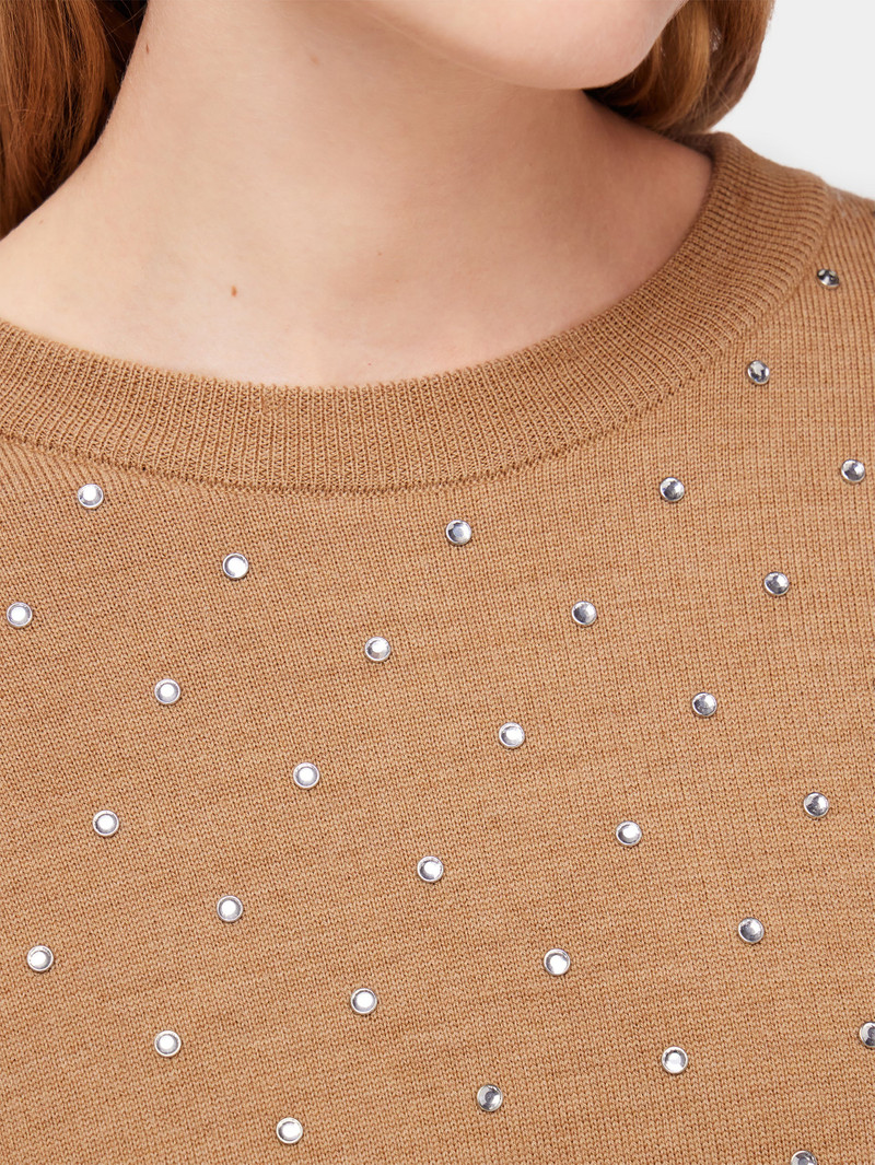 CRYSTALS EMBELLISHED CAMEL JUMPER 4