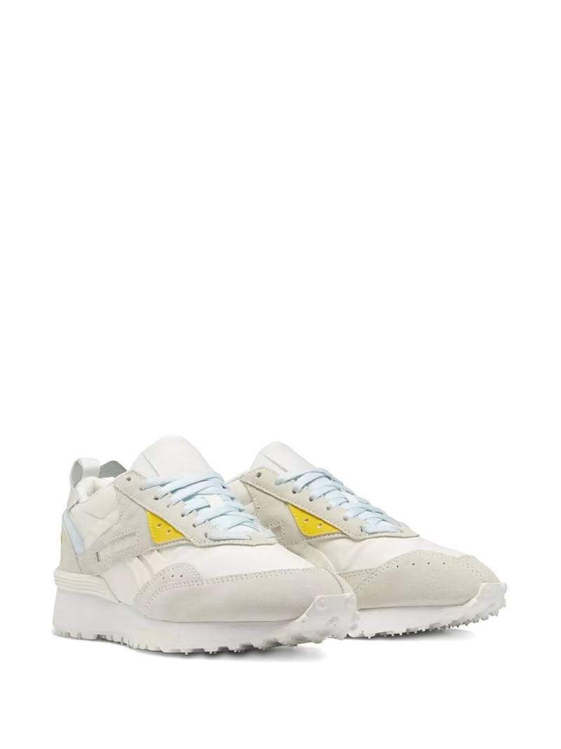 Reebok LX2200 "Beige" sneakers outlook
