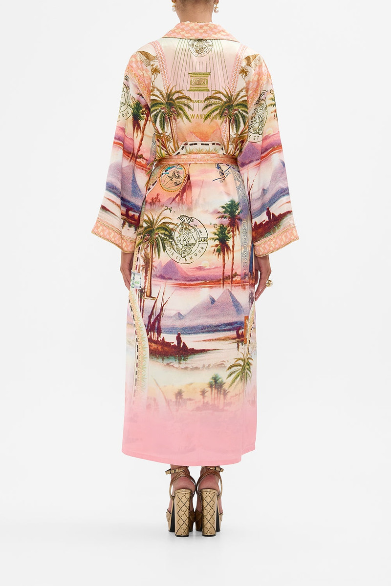 LONG ROBE WITH FLARED SLEEVE 3