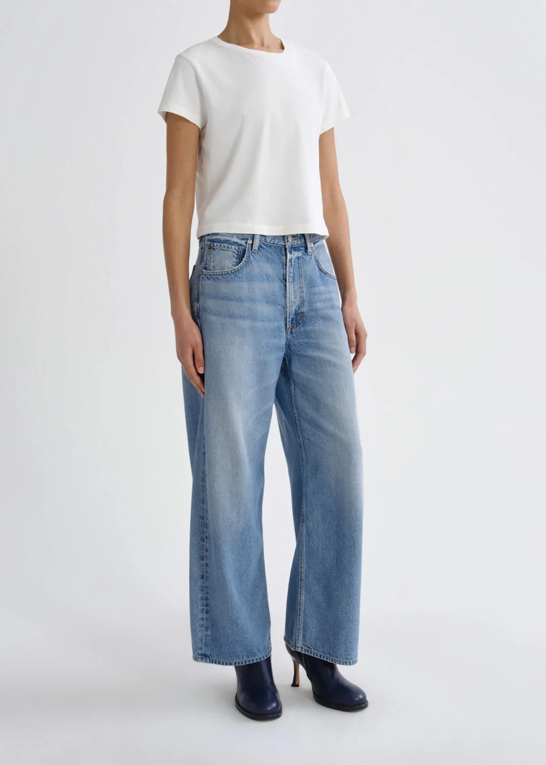 LOW CURVE CROP JEAN (FLYWEIGHT) IN CHORD - 1