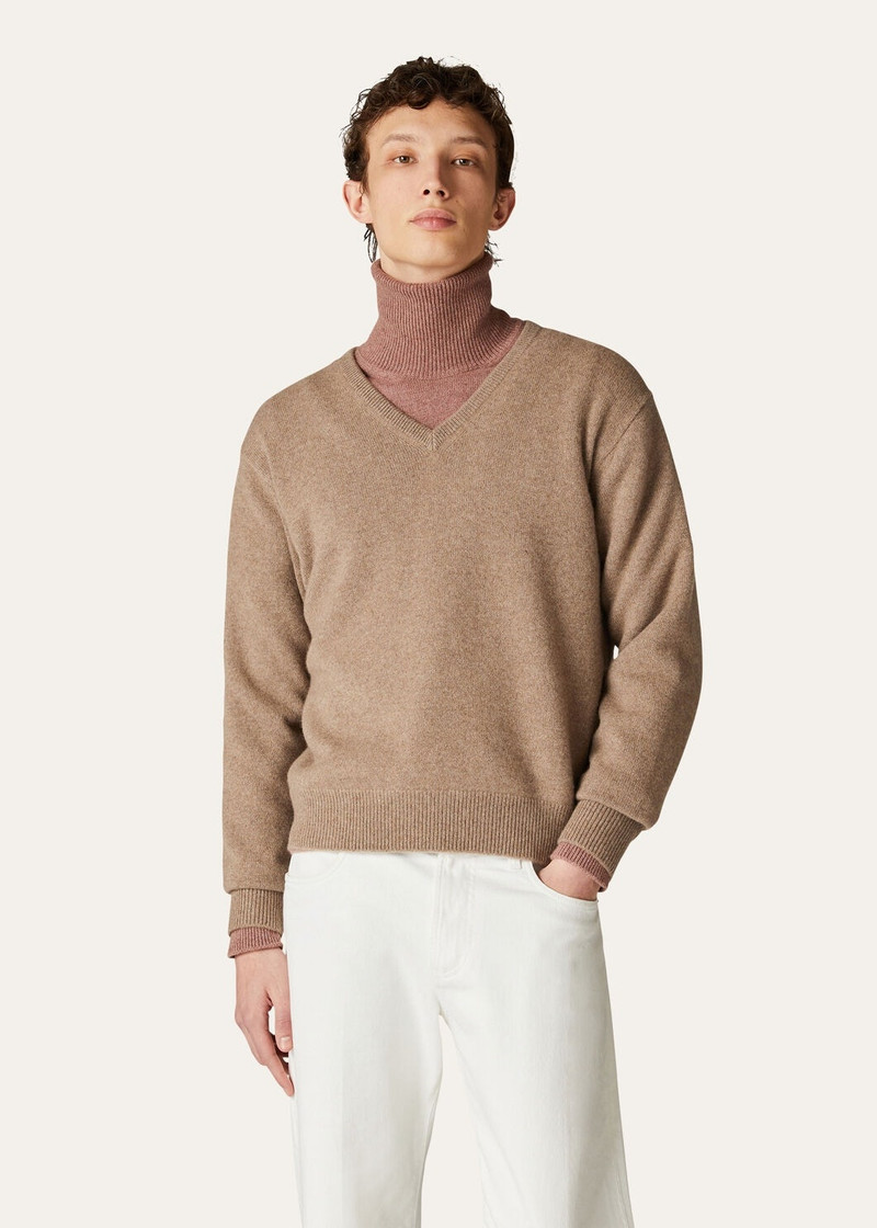 Loro V-Neck Sweater 8