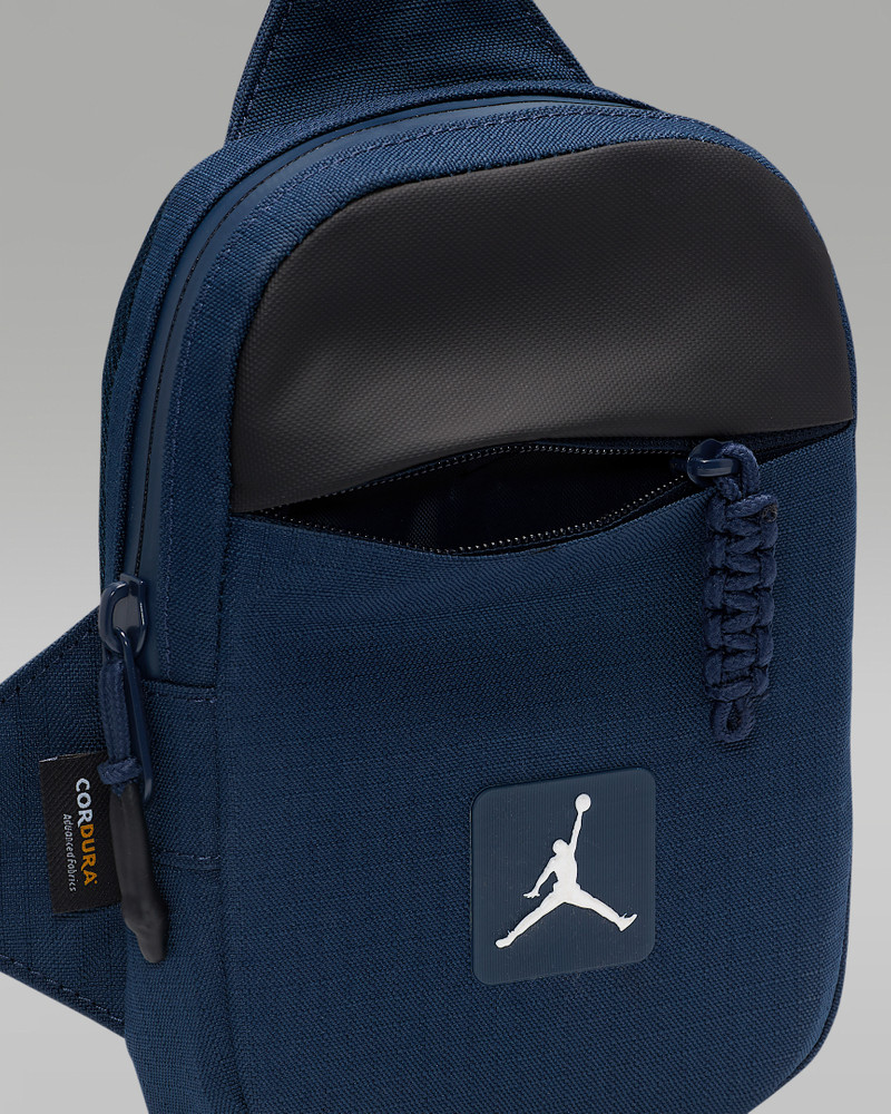 Jordan Hip Bag (1L) 5
