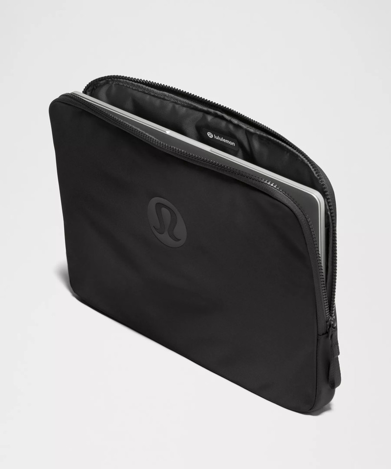 New Crew Laptop Sleeve 4