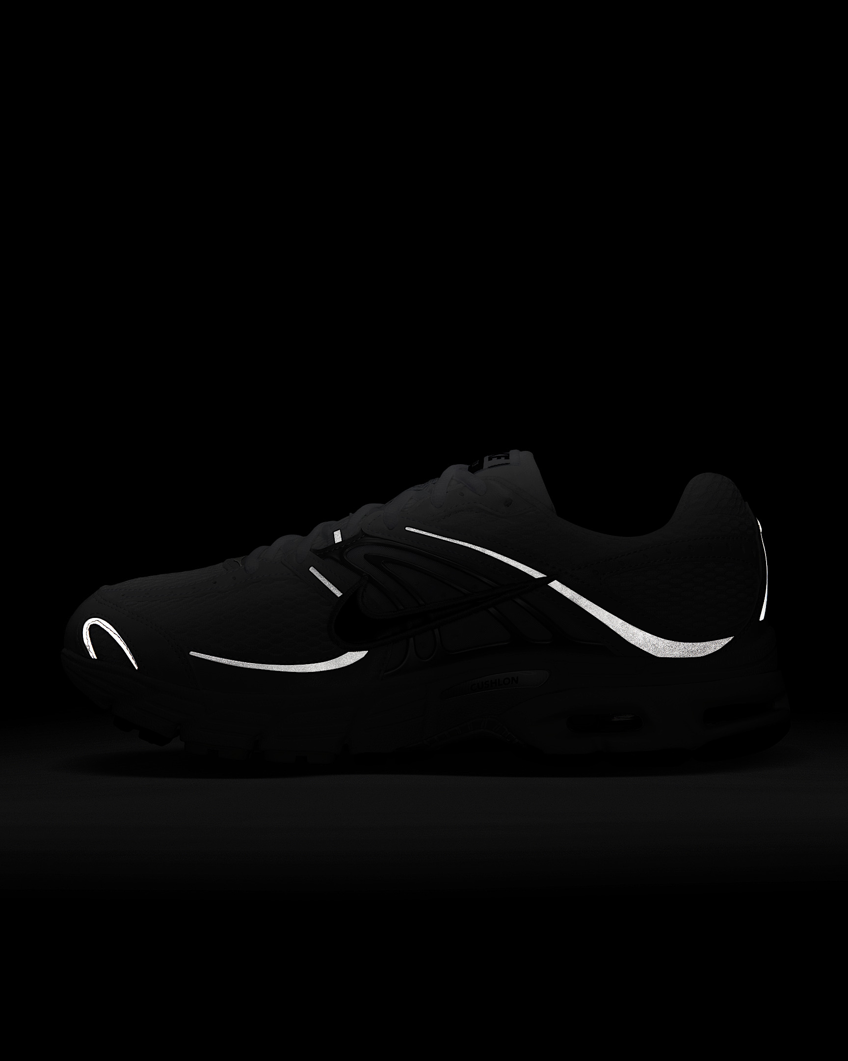 Nike Air Max Moto 2K Men's Shoes - 9