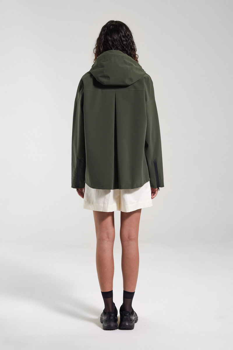 Faversham Matte Raincoat Green 4