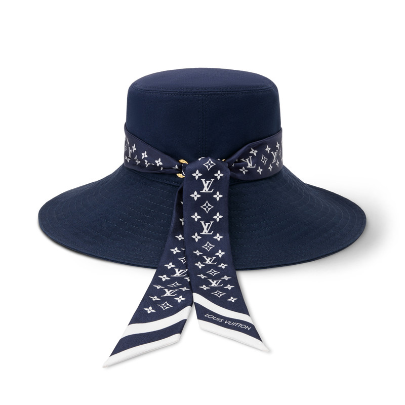 Monogram Silhouette Capeline 3