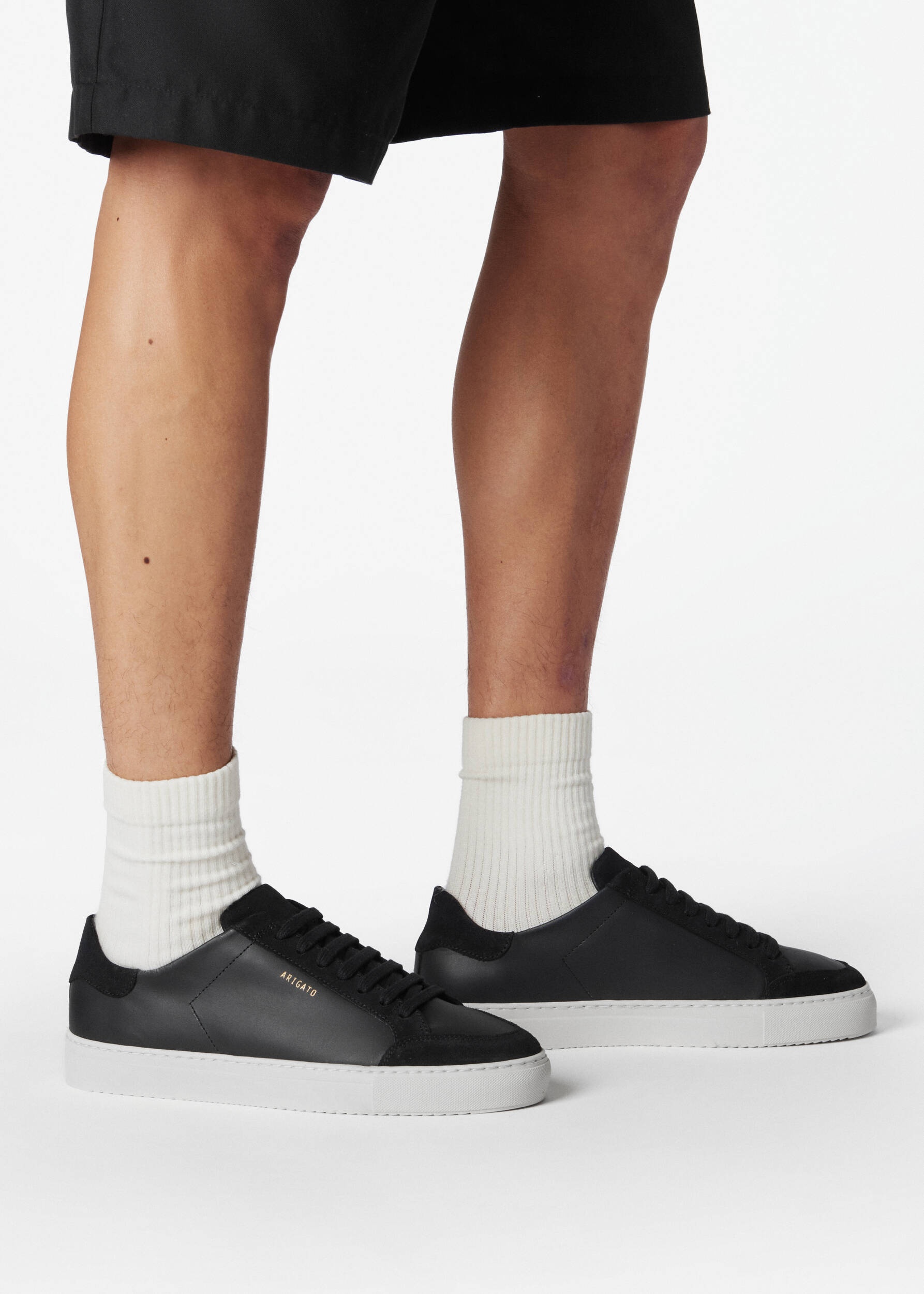Clean 90 Triple Sneaker - 6