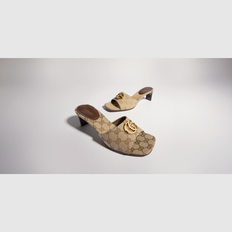GUCCI Women's slide sandal with Double G outlook