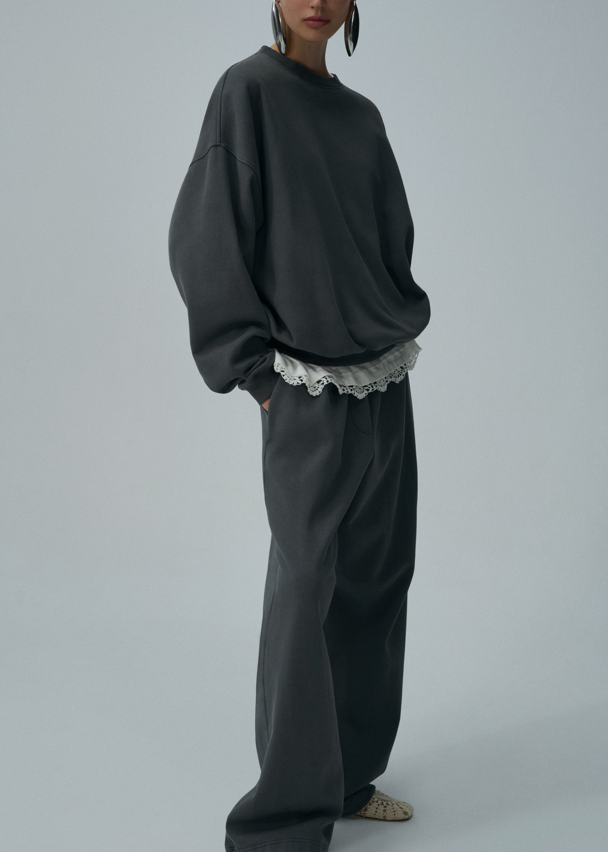Relaxed sweatpants in grey - 3