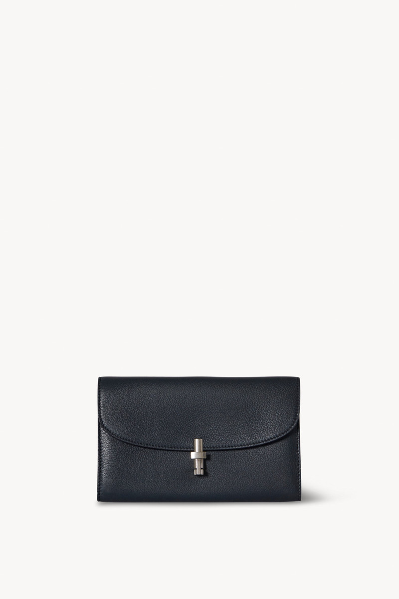 Sofia Continental Wallet in Leather 1