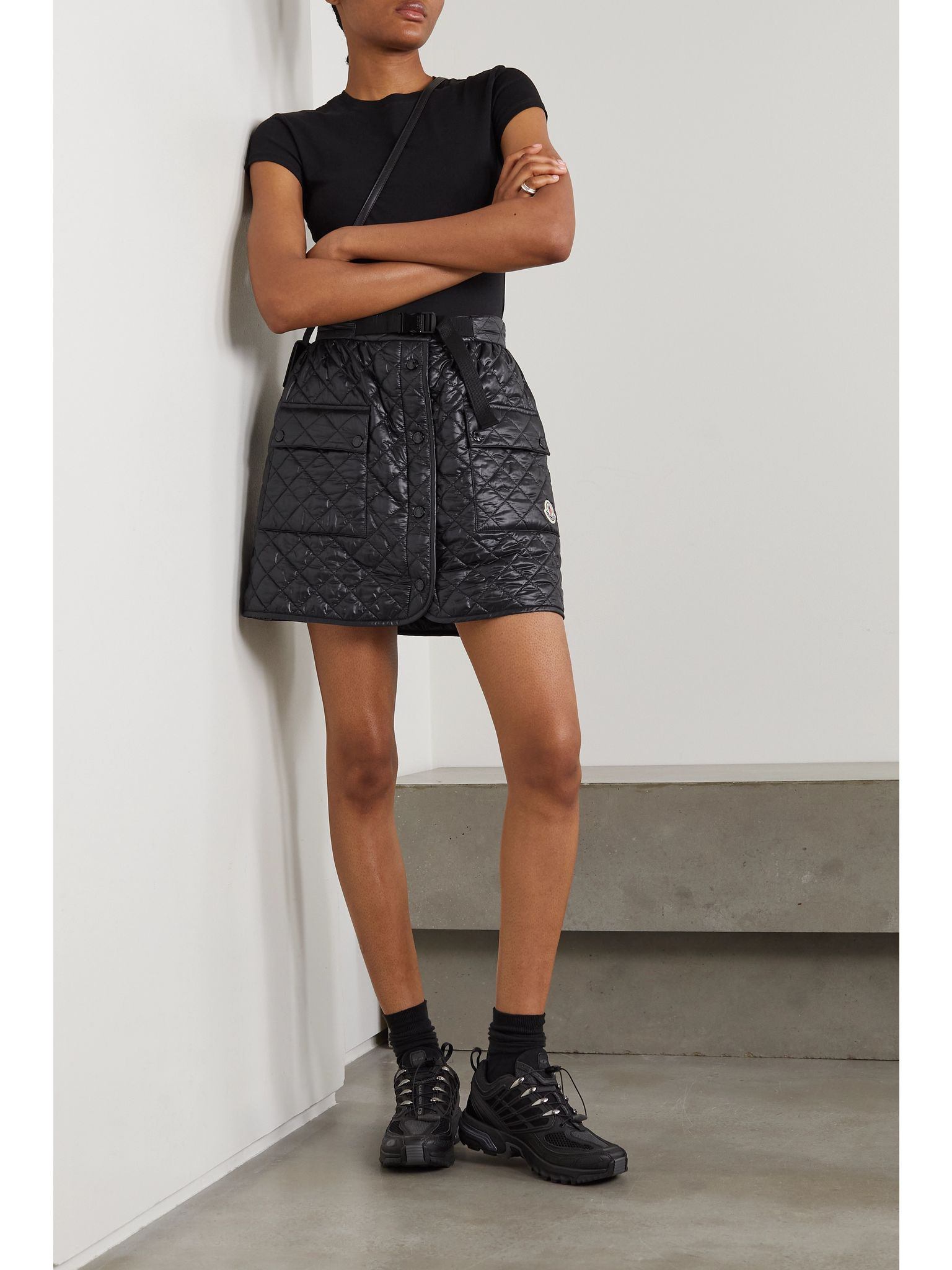 Quilted padded webbing-trimmed shell mini skirt Black - 2