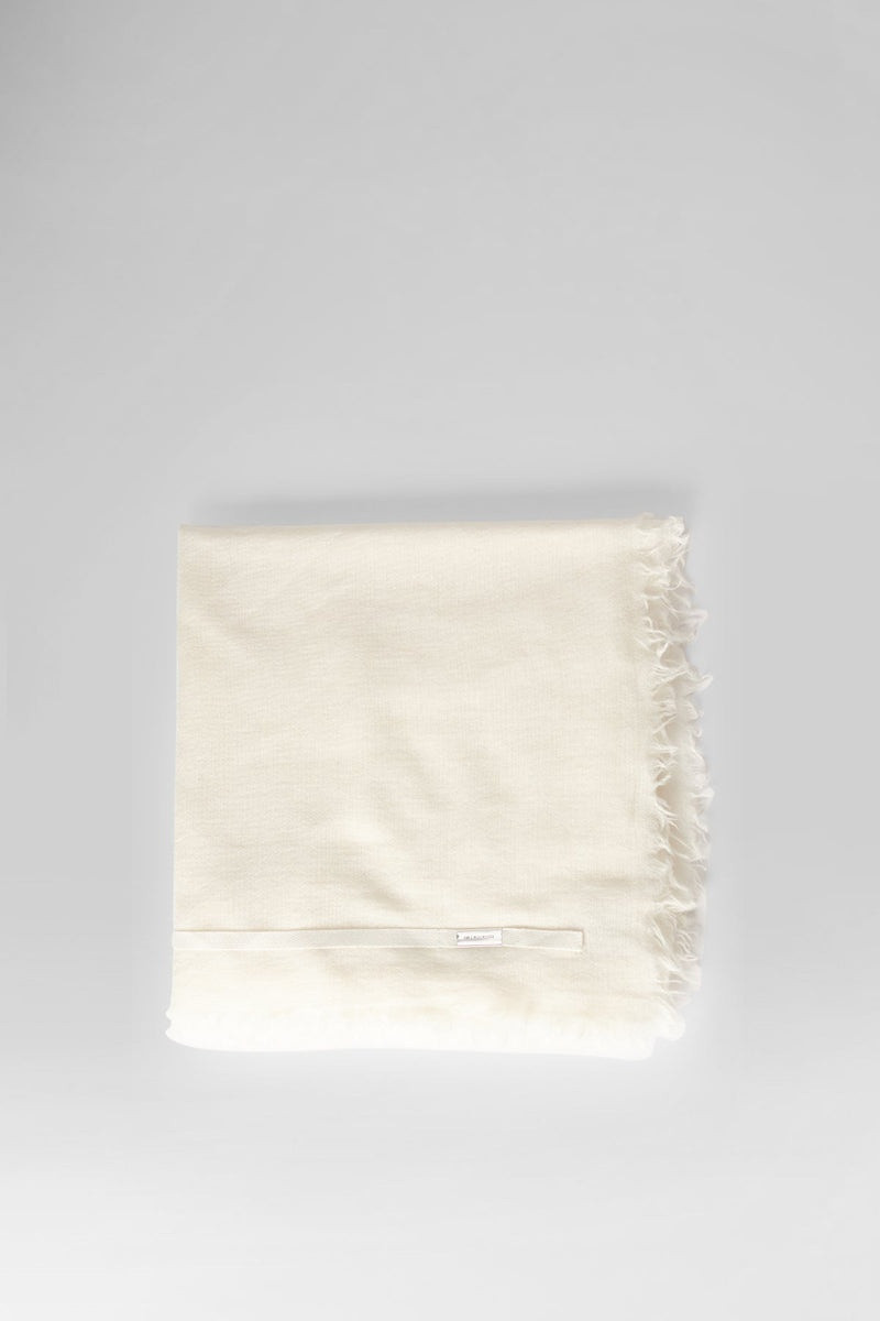 Sasha Scarf Quadra White 1