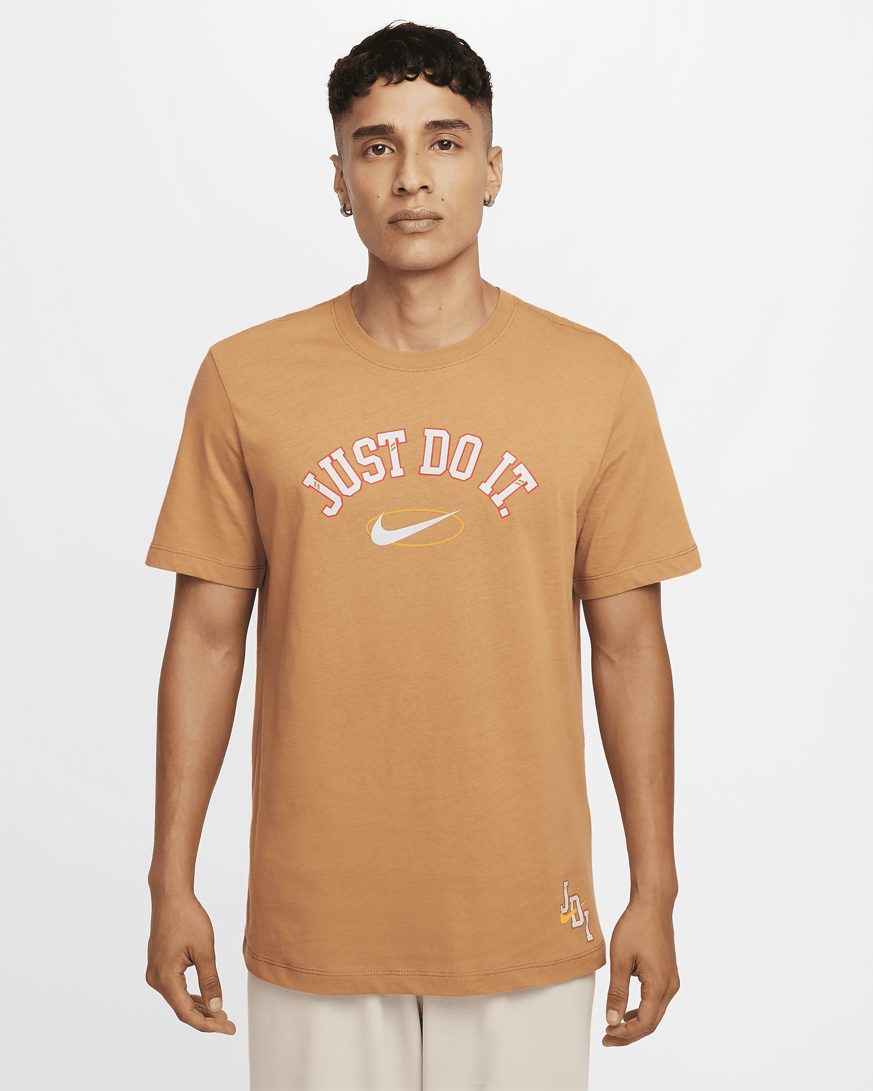 Nike Sportswear Men's T-Shirt - 1