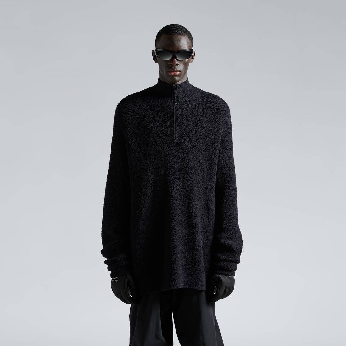 Skiwear - Half Zip High Neck Sweater in Black - 5