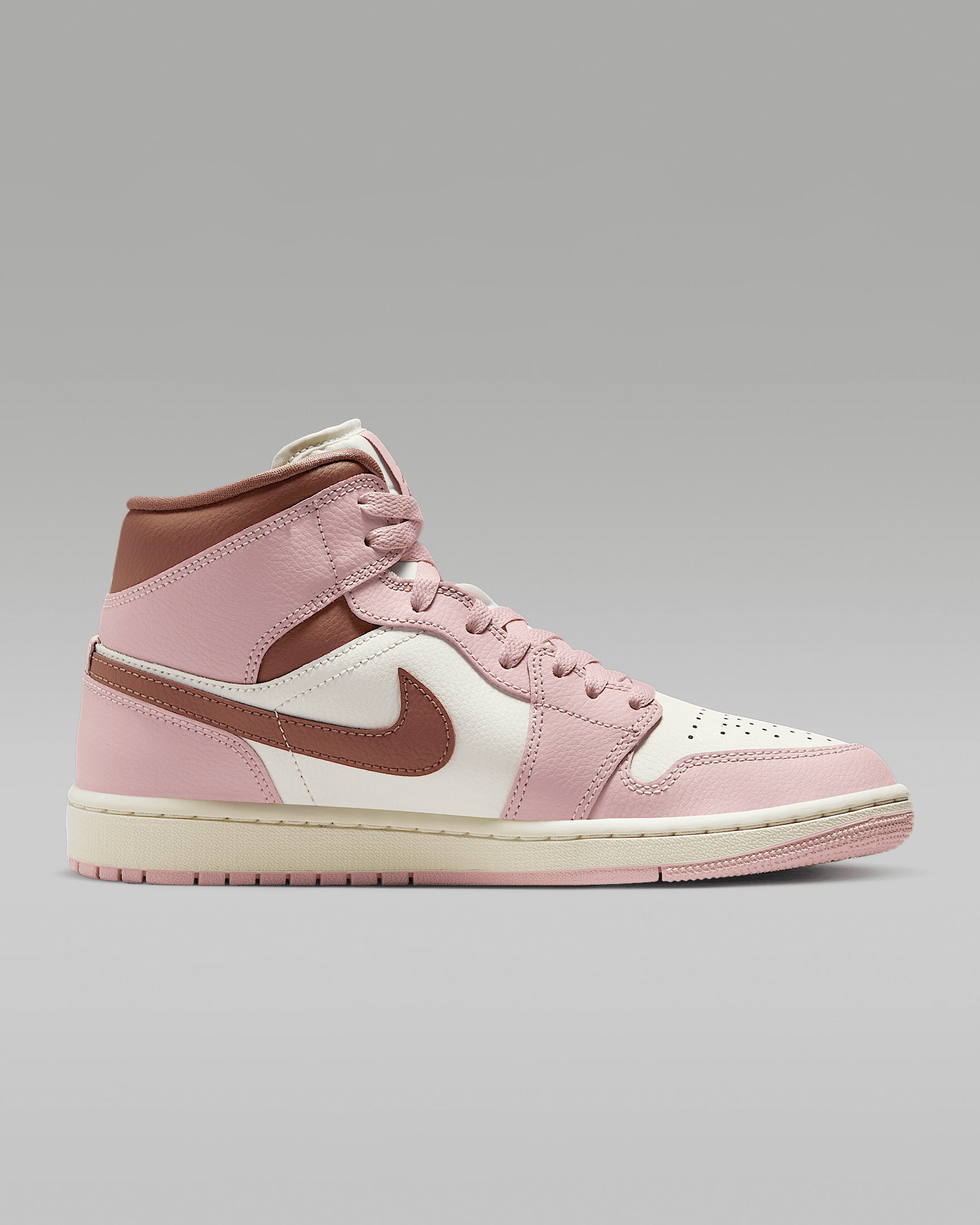 Air Jordan 1 Mid Women's Shoes - 3