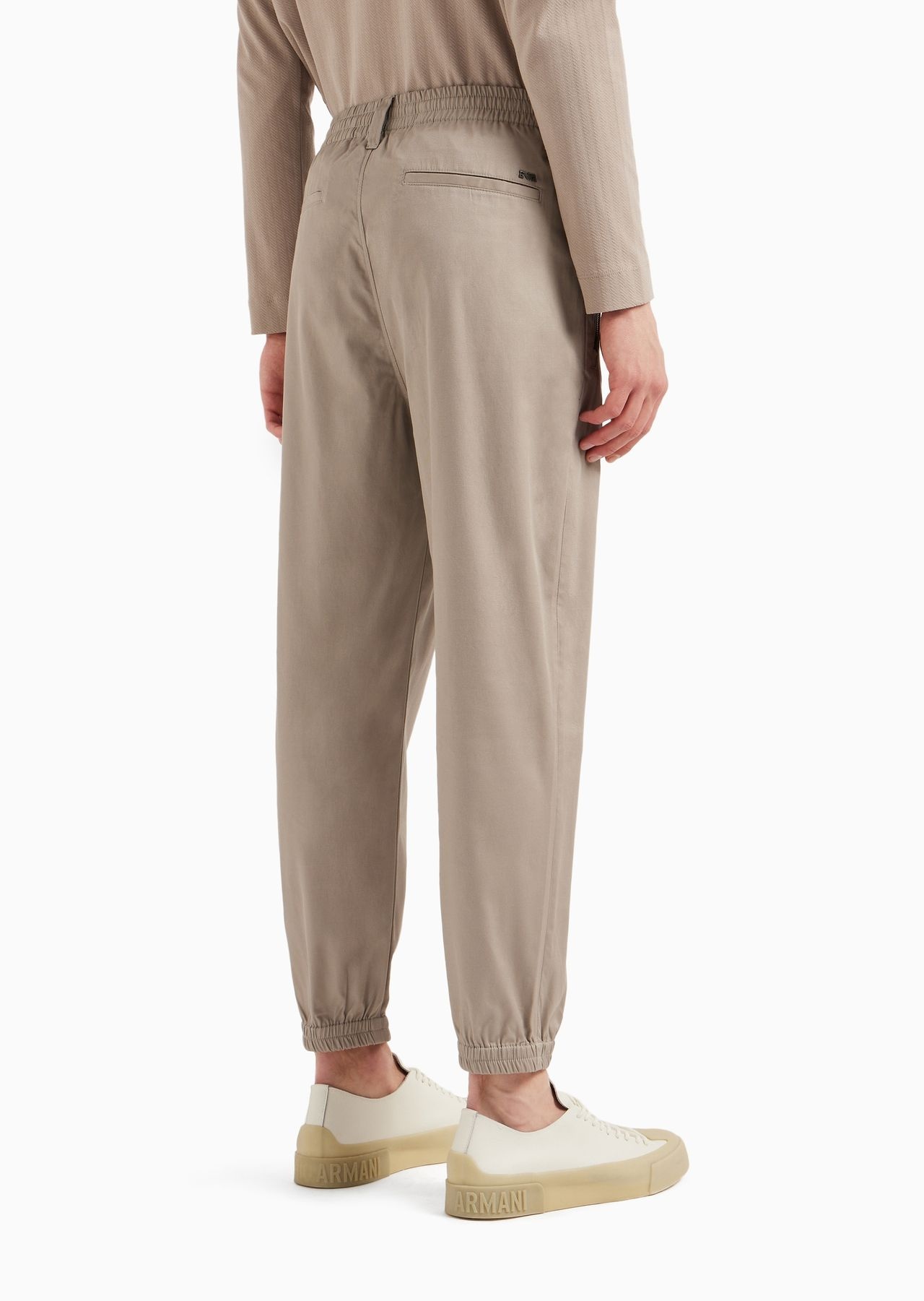 Comfortable cotton twill trousers with centre crease and stretch cuffs - 3