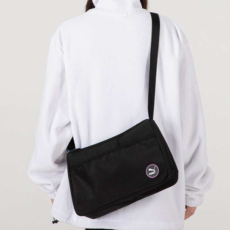 (WMNS) PUMA Prime Street Shoulder Bag 'Black White' 078755-01 4