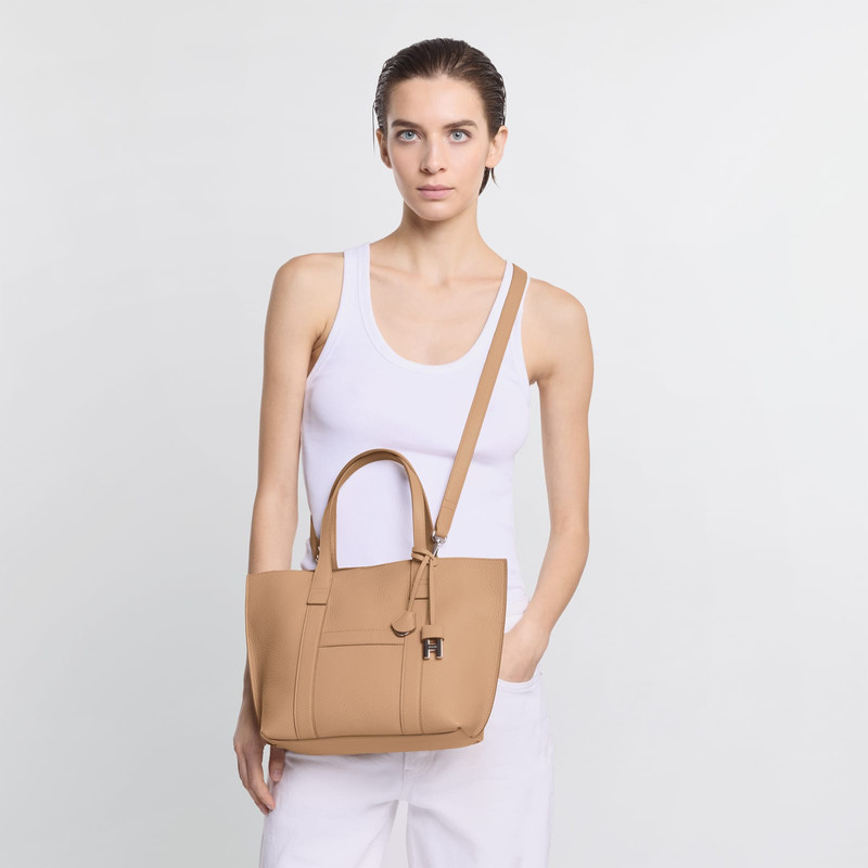 Hogan Script Shopping Bag Small 9
