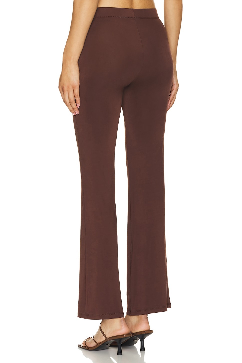 Dania Pant - 3