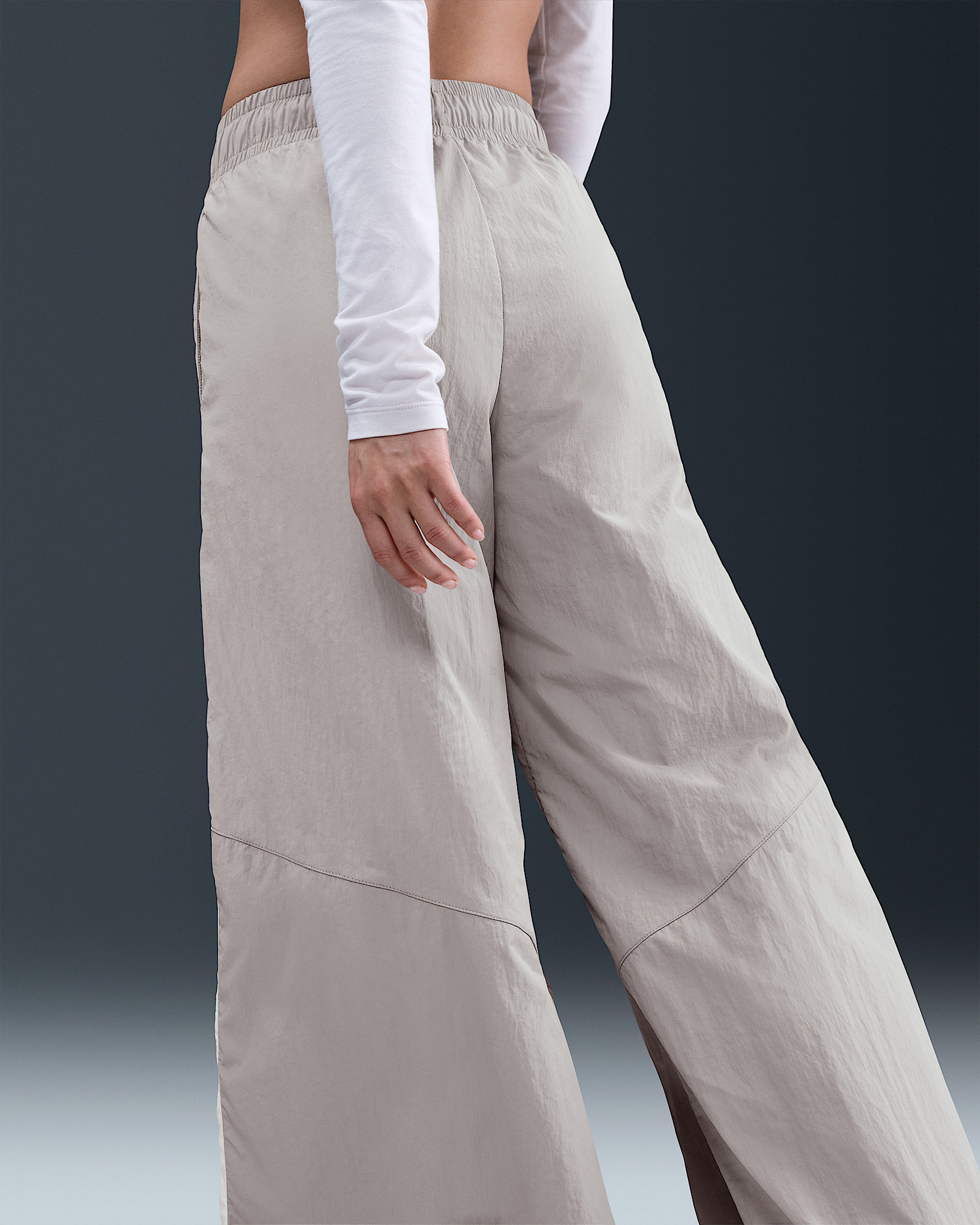 Nike Sportswear Women's Wide-Leg Woven Pants - 3