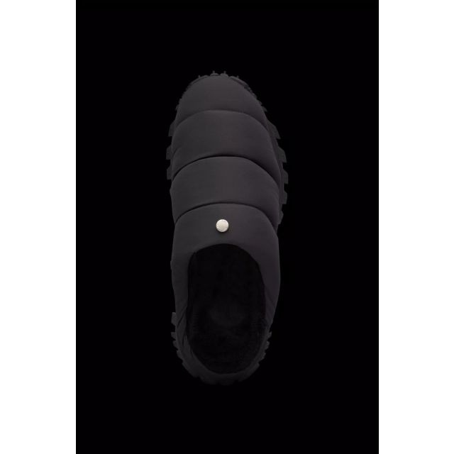 Moncler 6 Moncler 1017 Alyx 9SM black Trailgrip Après Mules