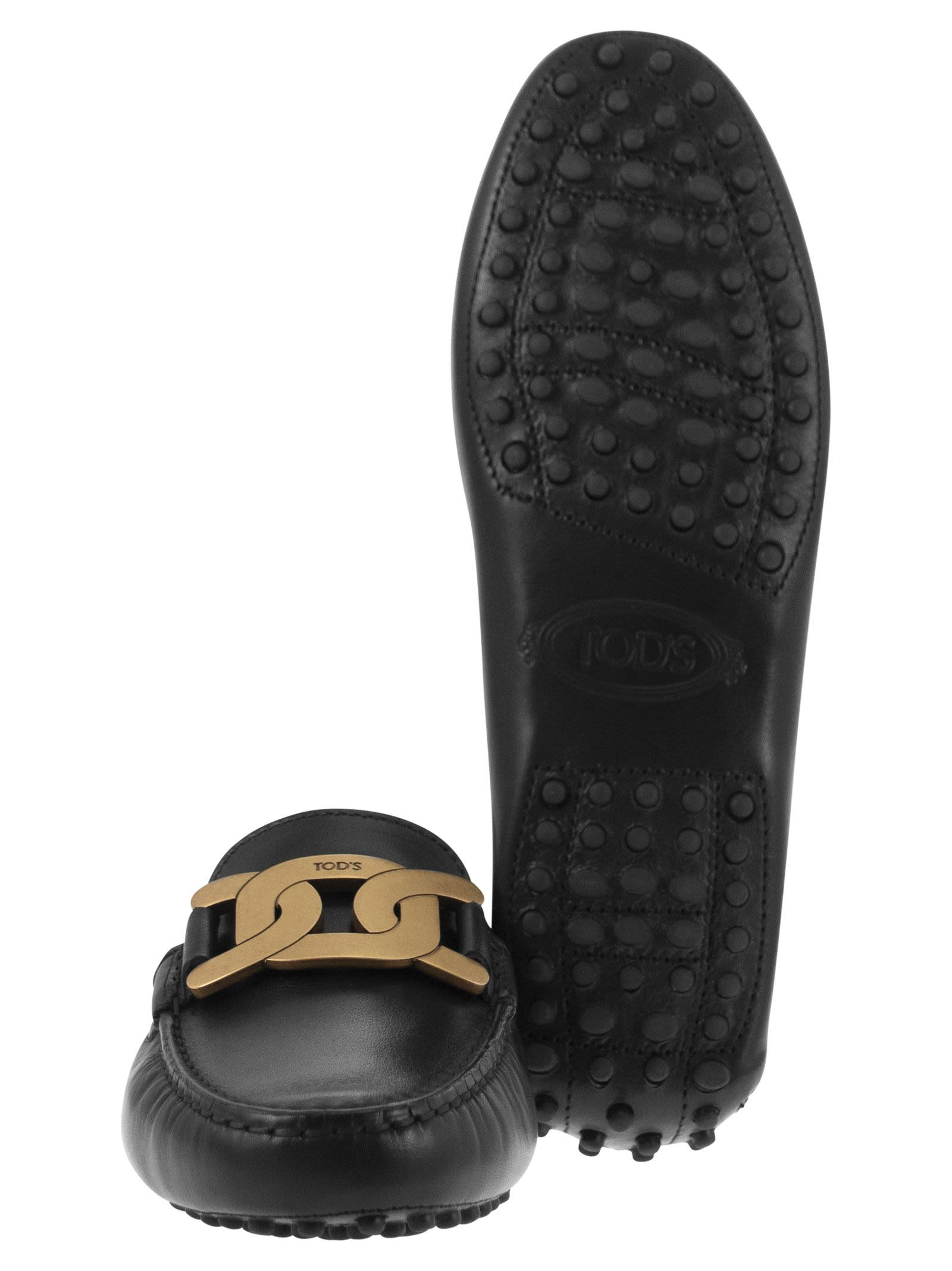 Tod's Women Moccasin With Metal Chain - 5