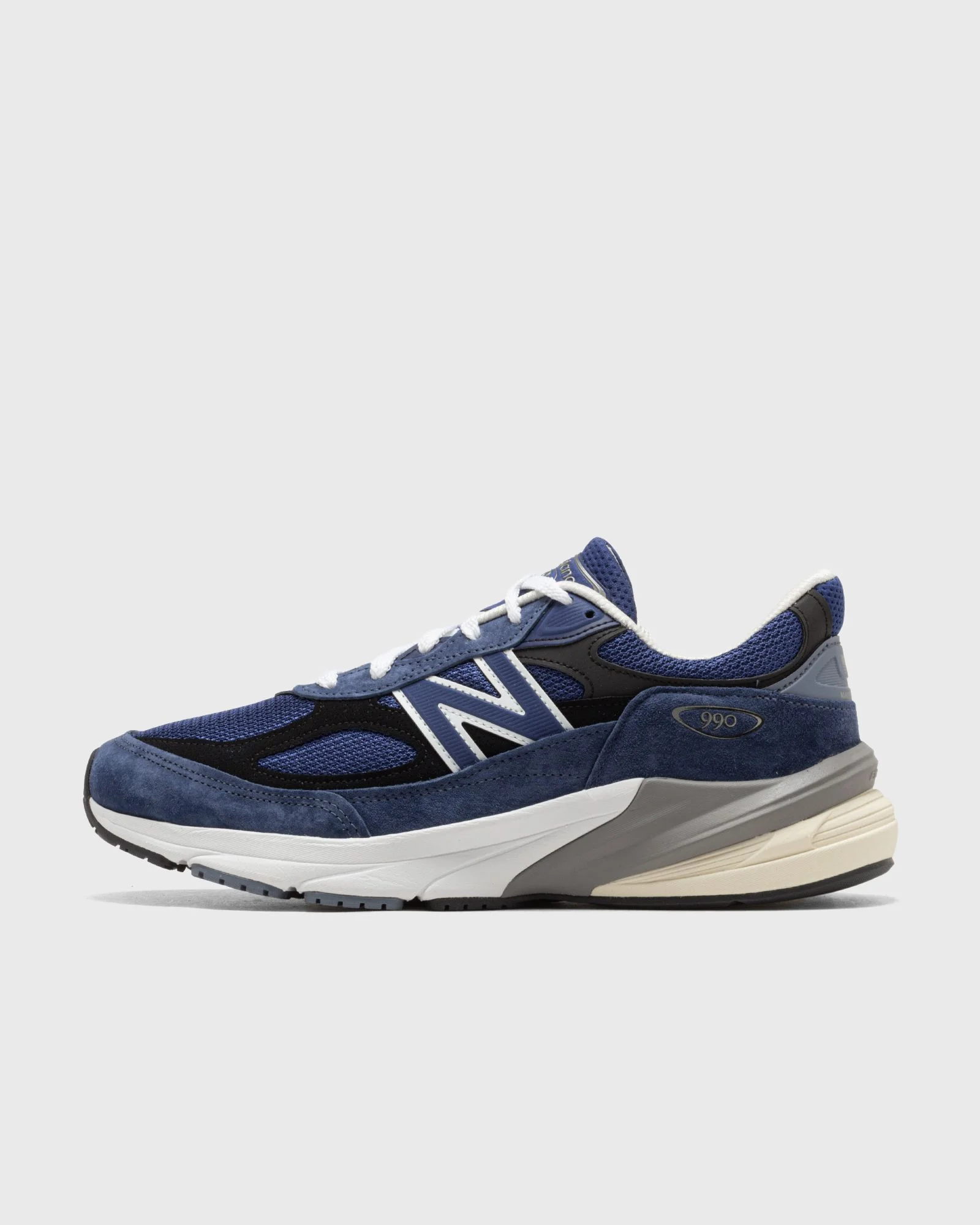 990 - 1
