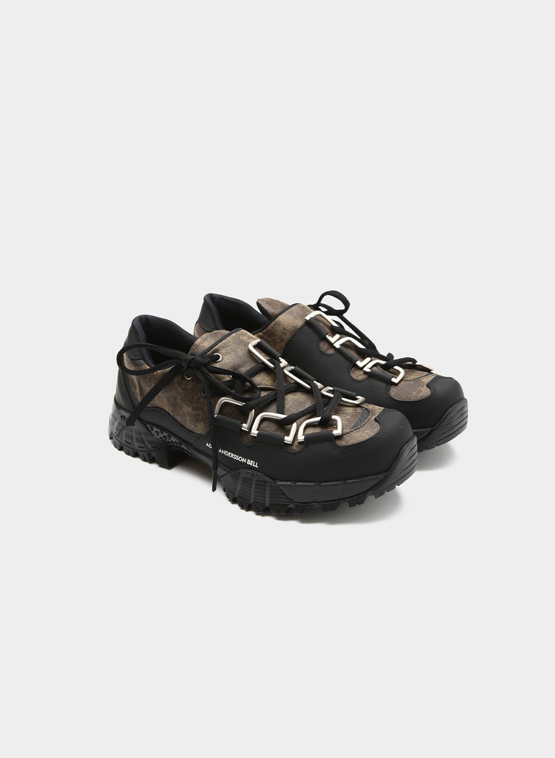 ■ANDERSSON BELL■ Unisex Trainer Diagonal aaa430u(BROWN) UNISEX TRAINER DIAGONALE aaa430u(BROWN) – Andersson Bell