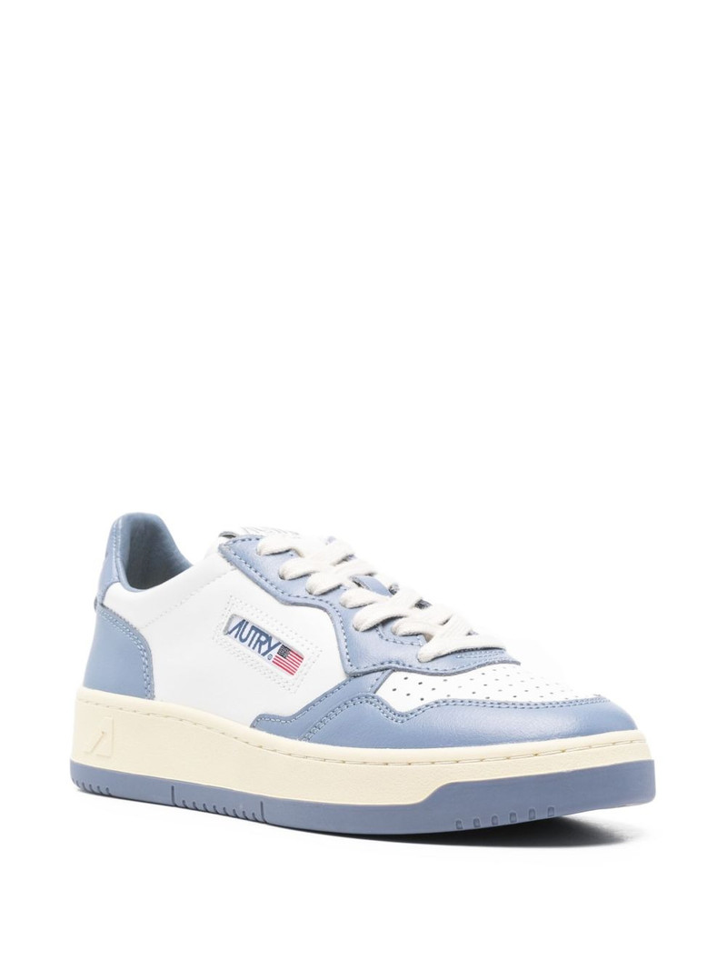 AUTRY Medalist Low sneakers outlook