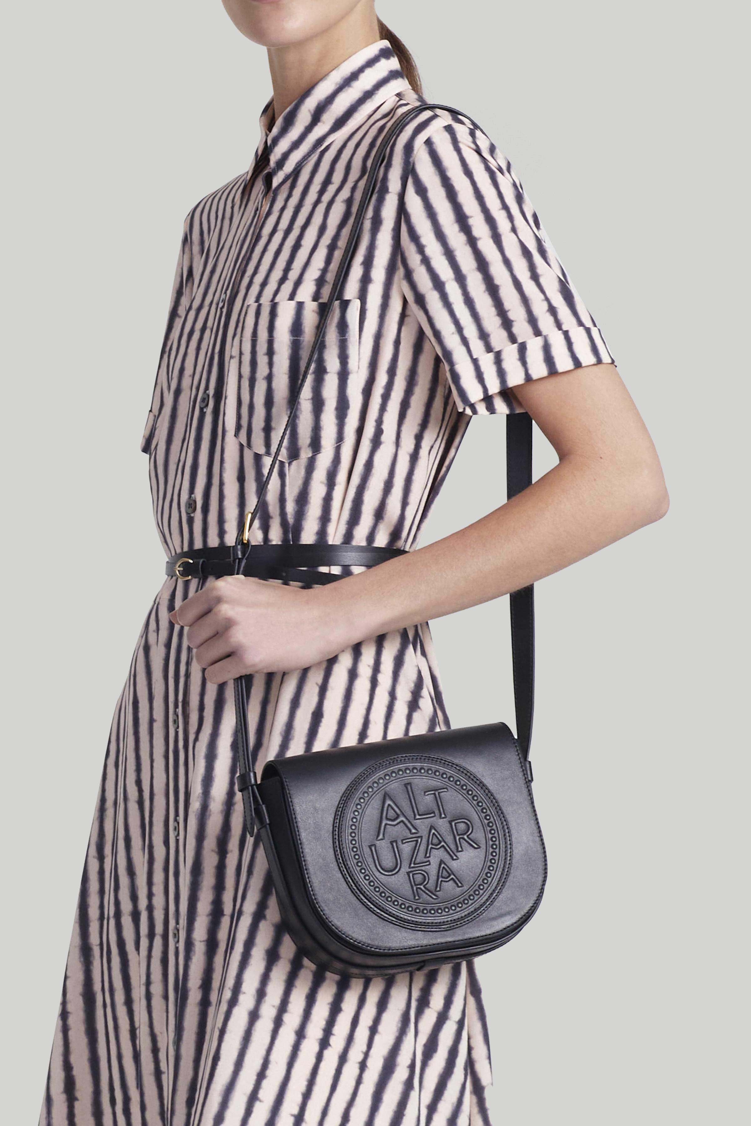 'MEDALLION' SADDLE BAG - 2