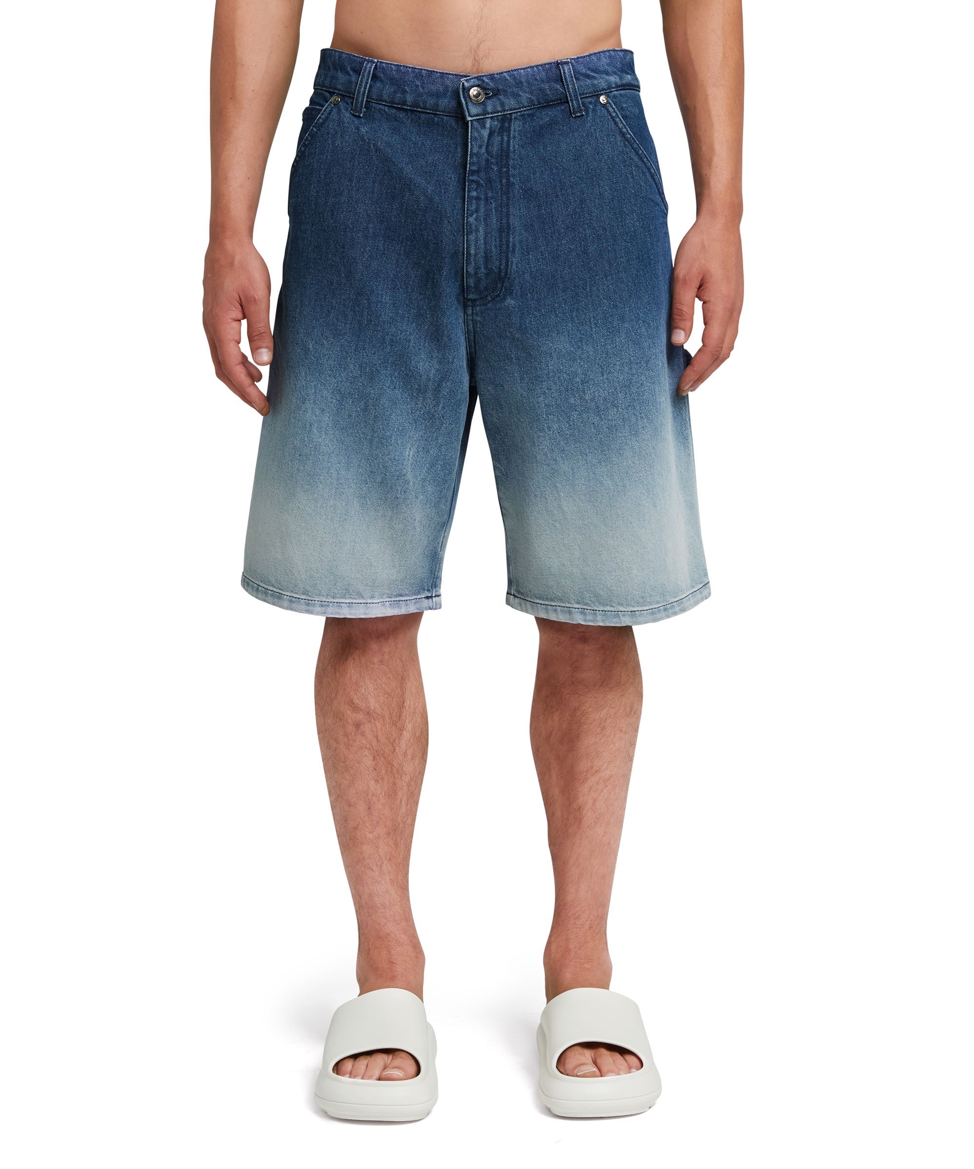 5 pocket blue denim Bermudas with faded effect - 2