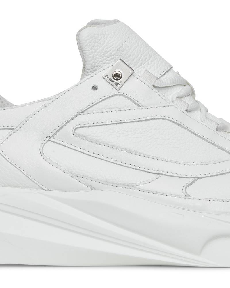 모모하이킹 SNEAKER 6