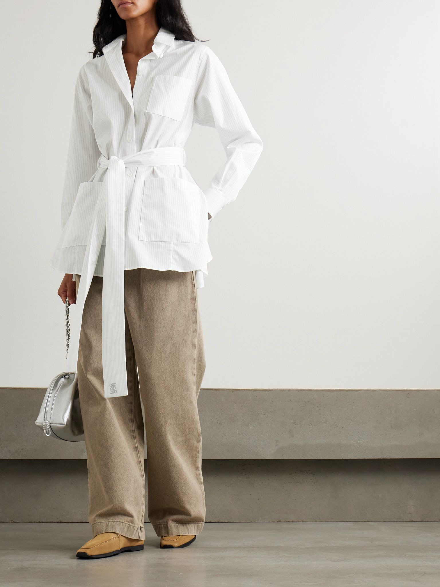 Belted embroidered pinstriped cotton-poplin shirt White - 2