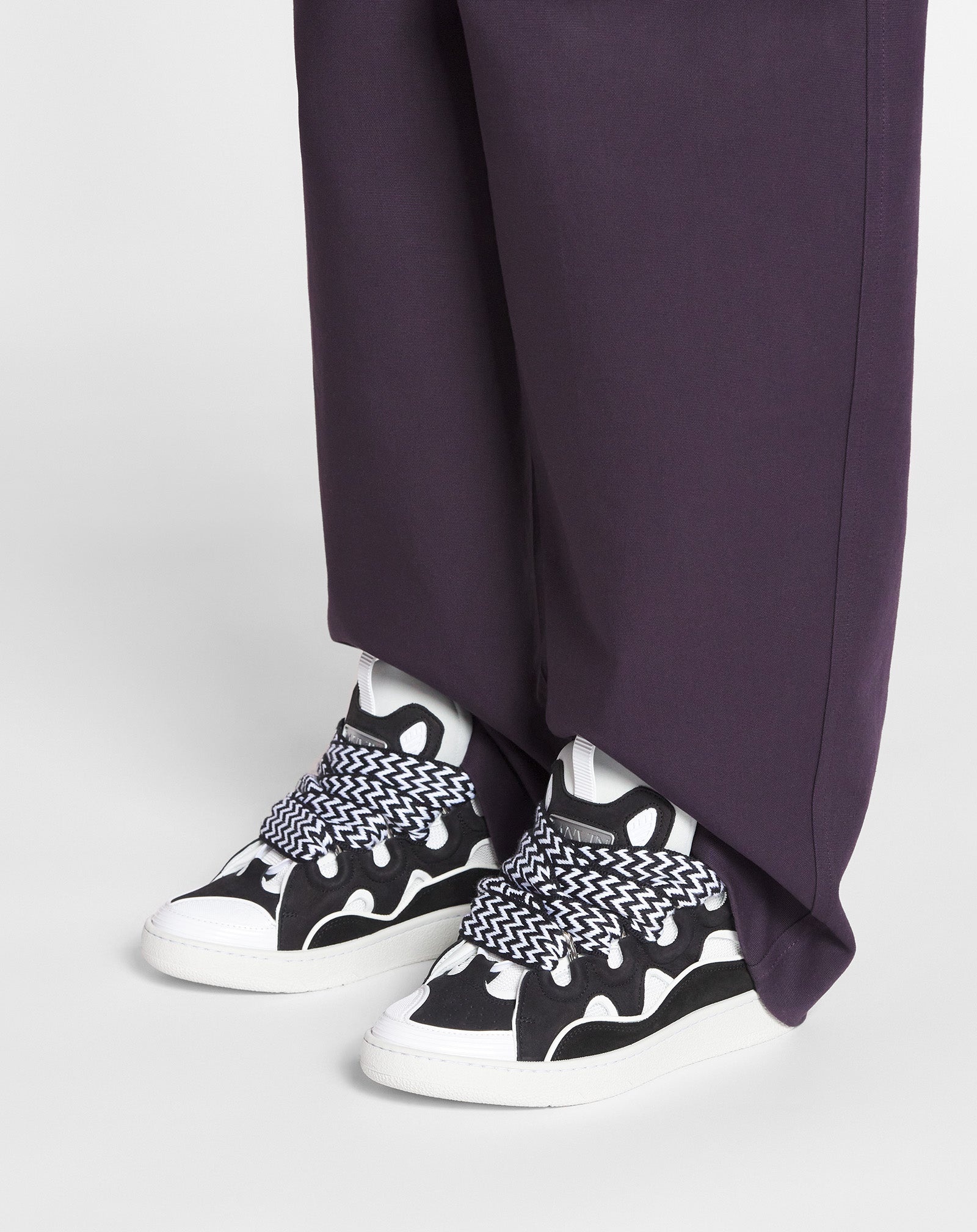 LEATHER CURB SNEAKERS - 6